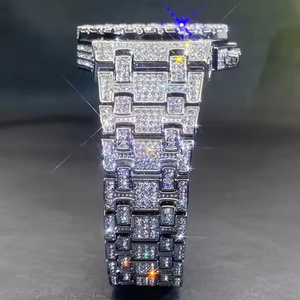 Reloj de cuarzo Moissanite con incrustaciones de diamantes de imitación Sunset Glow Luxury para hombre, con diseño elegante y estilo moderno. - Product Image 4