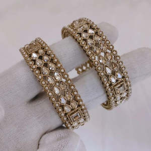 <b>Gold</b> Plated Alloy Crystal Stone <b>Bangles</b> <b>Set</b> Elegant Fashion Jewelry for Women Gift Special Occasions Party Wedding Festivals - Product Image 1