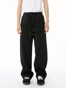 Pantalon de survêtement homme surdimensionné et ample, coupe large, personnalisé, délavé à l'acide, 380 g/m², uni - Product Image 2