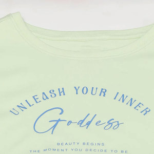 Camiseta de Verano para Mujer, Personalizable con Logotipo, de Poliéster de Alta Calidad, Casual, Transpirable, Cómoda, al por Mayor, con Hombros Caídos, Tejido Grueso - Product Image 6