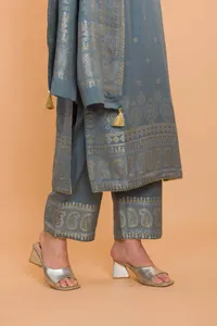 ชุดเสื้อผ้าอินเดียแบบขายส่ง Safaa DILKASH ชุดฤดูหนาวสำหรับผู้หญิง ผ้าสำหรับตัดเย็บเสื้อผ้าแบบไม่เย็บติดกัน ชุดปักลาย Salwar Kameez Kurta พร้อมกางเกง - Product Image 5