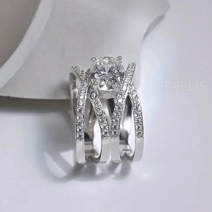 Anillo de compromiso ovalado multibanda entrecruzado con diamantes creados en laboratorio, oro blanco de 18K y pavé. - Product Image 4
