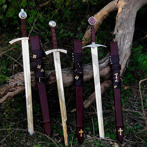 Épée des Templiers faite à la main, The Accolade, en acier inoxydable de haute qualité avec fourreau en cuir - Product Image 1