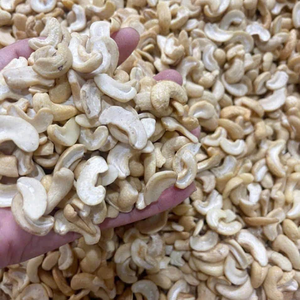 Ready To Ship Kaju Cashew <b>Nuts</b> SANTIGO <b>Nuts</b> <b>Kernels</b> Broken Kaju OEM, ODM Packaging - Product Image 1