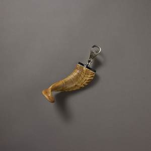 Ouvre-bouteille moderne et durable avec poignée en corne, en acier inoxydable poli miroir, fait main en métal - Product Image 2