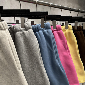 Shorts de sport décontractés pour hommes, personnalisables avec logo, à cordon de serrage, mi-longs, respirants, en molleton de coton épais, couleur unie, coupe oversize, grammage lourd - Product Image 2