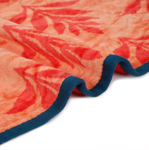 Serviettes de plage anti-sable personnalisées OEM avec logo imprimé, prix bas, vente en gros, export - Product Image 3