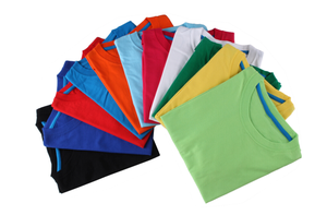 เสื้อยืดแขนสั้นผู้ชายสีพื้น คอกลม ทรงปกติ ผ้าเจอร์ซีย์แห้งเร็ว ใส่สบาย สีน้ำเงิน - Product Image 3