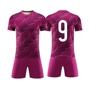Uniformes de Fútbol de Color Verde con Diseño Moderno 2026 para Adultos, Camisetas de Fútbol Sublimadas Personalizadas para Entrenamiento - Product Image 5