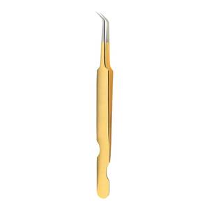 Pince à épiler de précision plaquée or à pointe lisse pour une application détaillée - Product Image 1
