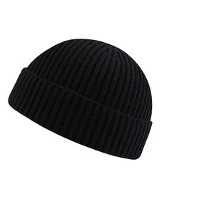 Chapeau beanie avec logo personnalisé |   Casquette tricotée d'hiver unisexe, options multicolores, usage quotidien, style streetwear, en spandex/coton - Product Image 1