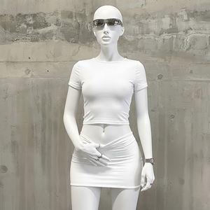 Ensemble deux pièces pour femmes, haut court à manches courtes blanc uni et mini-jupe taille en V assortie, vêtements de sport, OEM ODM, vente en gros - Product Image 6