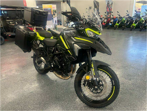 Motocicleta de Turismo de Aventura TRK 702X 2025 de Calidad, 1000-1500cc, Origen Estadounidense, con Garantía, Velocidad Máxima >80km/h - Product Image 3