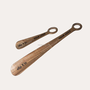 Chausse-pied en bois d'acacia personnalisé de haute qualité en bois rustique fabriqué à la main avec un grain naturel et des bords lisses - Product Image 1