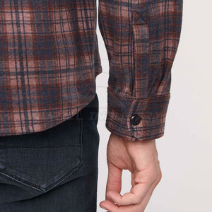 Camisa de Franela para Hombre, Hecha en Pakistán, Mezcla de Poliéster/Algodón Cepillado, Ecológica, Diseño a Cuadros, Corte Regular, con Botones, para el Trabajo, Verano - Product Image 6