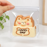 Sachet auto-scellant en PVC transparent personnalisé avec trou de suspension pour emballage de pain, gâteaux, jouets Squishy, jouets Fidget, pochette de présentation réutilisable