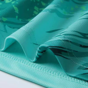 Conjunto de Camiseta de Fútbol con Cuello en V para Hombre, Impresión Digital, Degradado Verde, Sin Mangas, Pantalones Cortos con Cintura Elástica que Absorben la Humedad, 100% Poliéster - Product Image 3