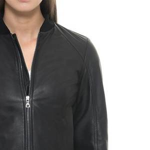 Chaquetas de mujer negras lisas con logotipo personalizado, chaqueta vintage para invierno, ropa exterior de cuero, chaquetas bomber auténticas, ropa de calle. - Product Image 6