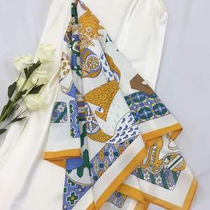 Pañuelo de Seda Estampado de Moda para Mujer, Pañuelo Cuadrado para la Cabeza, Envoltura para el Cabello, Pañuelo para el Cuello, Sensación Suave de Satén, Diseño Elegante - Product Image 3