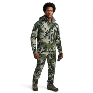 Vêtement de sport unisexe personnalisable en microfibre respirante, imperméable, à séchage rapide, avec capuche, fermeture éclair et col montant, pour toutes les saisons. - Product Image 3
