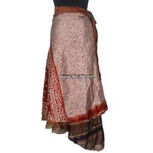 Nuevo Vestido de Seda Vintage, Falda de Seda Envolvente Estilo Vintage, Faldas para Vestido Envolvente, Halter, Sarong, Falda Envolvente, 50" de Cintura, 38" de Largo - Product Image 1