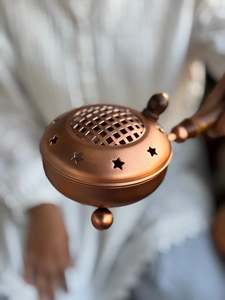 Bela Artisan Handmade Antique Brass Bakhoor Burner Acacia Wood Handle Perforated Lid Traditional Arabic Design All-Season - Product Image 3