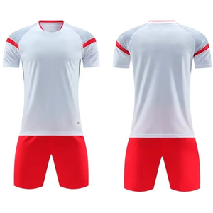 Nouveaux maillots de football d'équipe, logo personnalisé, nom du sponsor, 100% fibre de polyester, séchage rapide, uniforme de football pour garçon - Product Image 3