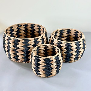 กระถางปลูกต้นไม้ผักตบชวาสานด้วยมือ - Product Image 2