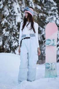 Pantalon de ski unisexe pour adultes, personnalisable, imperméable, respirant 10K, col à capuche, poignets renforcés, fermetures éclair ventilées, chauffant, écologique - Product Image 3