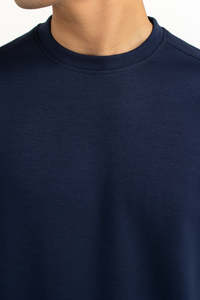 Ropa para Hombre, Fabricante Pakistaní, Camisetas al por Mayor, Camiseta Azul Marino Suave para Uso Diario, Cuello Redondo, Atuendo Casual Cómodo - Product Image 4