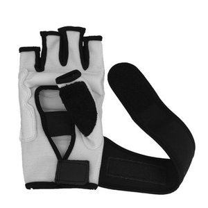 ราคาขายส่ง ถุงมือ MMA รุ่นใหม่ ราคาถูก ถุงมือ MMA ป้องกันข้อมืออย่างมืออาชีพ ถุงมือ MMA ขายดี - Product Image 6