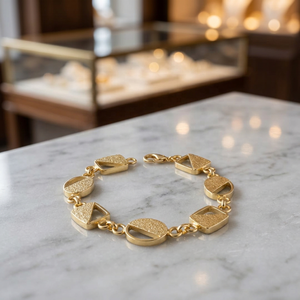 Pulsera de Eslabones Geométricos de Latón Chapado en Oro, Unisex, Moderna, Minimalista, Apilable, Brazalete, Joyería Fina sin Piedras - Product Image 2