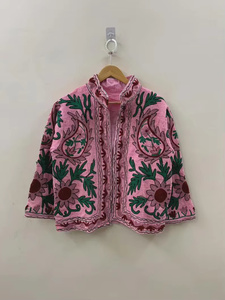 เสื้อแจ็คเก็ตบอมเบอร์ผ้าฝ้ายปักลายซูซานีทำมือ พร้อมลวดลายแบบดั้งเดิมที่ประณีต ของขวัญสำหรับเธอ - Product Image 1