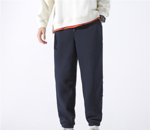 Pantalon de jogging décontracté en coton pour homme avec taille élastique, cordon de serrage, poches latérales et couleur unie respirante - Product Image 4