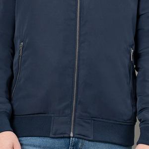 Blouson bomber bleu marine pour homme, col montant, fermeture éclair, vêtement décontracté pour l'automne, coupe-vent, doublure en polaire polyester - Product Image 4