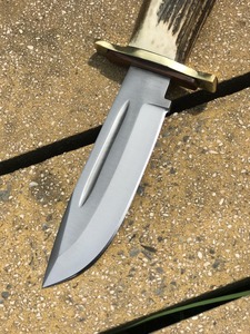 Cuchillo Bowie de 12 pulgadas hecho a mano de grado industrial con hoja de acero al carbono de alto brillo, mango de cuerno y funda de cuero - Product Image 2
