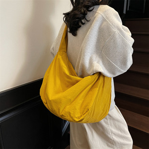 Sacs fourre-tout souples en nylon avec fermeture éclair pour femme, grande capacité, collection Printemps-Été 2026, sacs à bandoulière mignons pour étudiantes - Product Image 2