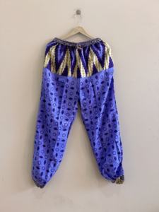 Pantalon Harem en Soie Indienne Style Bohème Alibaba – Confortable pour le Yoga et comme Pantalon de Pyjama - Product Image 4