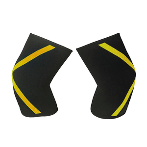 Ensemble de survêtement décontracté deux pièces pour femme avec logo personnalisé, comprenant un sweat à capuche court et un pantalon de jogging uni, 100 % coton - Product Image 6
