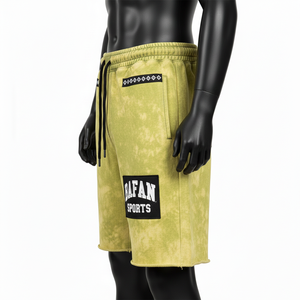 Shorts deportivos para mujer con lavado ácido, 300 GSM, algodón y poliéster, color verde oliva, con estampado y logotipo bordado. - Product Image 3