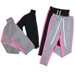 Vente en gros OEM ensemble survêtement unisexe décontracté à capuche respirant solide coupe régulière pour hommes 100% coton sweat-shirt personnalisable pour l'hiver - Product Image 1