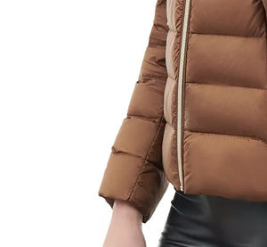 Veste matelassée marron foncé pour femme, protection extrême contre le froid, veste d'hiver chaude pour femme - Product Image 5