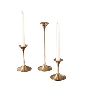 Candelabro Moderno de Metal Negro con Cilindros de Vidrio, Centro de Mesa de 8 Niveles para Velas de Pilar, Decoración para Bodas y Hogar - Product Image 3