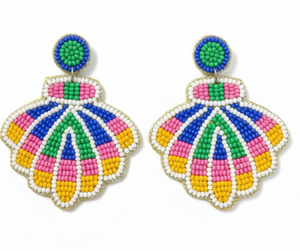 Pendientes de Aro Elegantes con Bordado Artesanal y Cuentas de Colores en Forma de Concha, Ideales para Fiestas en la Playa, Eventos de Verano y Regalos, de Alta Calidad - Product Image 1