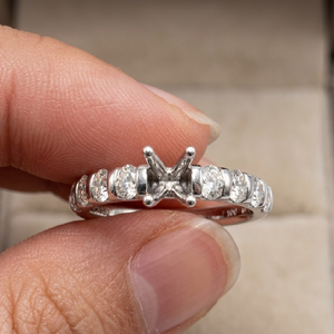 China Factory Jewellery Personalise High End 18k Solid White Gold Real Diamond Shape Simple Semi Mounting Engagement Wedding - Product Image 1