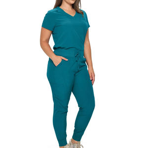 Batas de Aislamiento Médico Desechables de Alta Calidad, Tejidas, Impermeables, Conjuntos de Ropa Protectora para Uso Hospitalario - Product Image 2