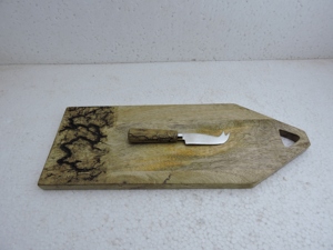 Planche à découper rectangulaire en bois de qualité supérieure avec poignée, finition naturelle, planche à découper de cuisine en une seule pièce - Product Image 1