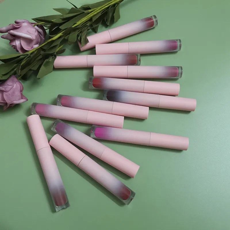 Erstellen Sie Ihren eigenen langanhaltenden samtigen matten flüssigen Lippenstift vegan Lipgloss-Anbieter Großhandel