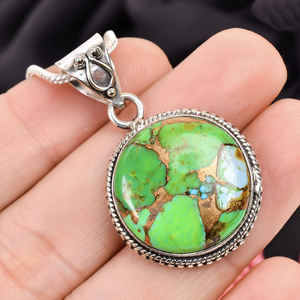 Pendentif en turquoise cuivrée verte en gros, en argent sterling 925, fait main, pierre précieuse, style bohème vintage, de luxe, unisexe, avec chaînes - Product Image 5