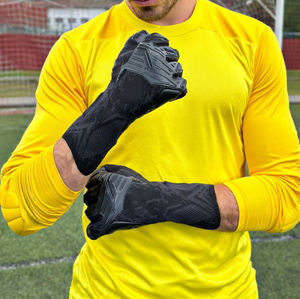 Gants de gardien de but de football professionnels avec logo personnalisé, latex respirant de haute qualité, vente en gros, idéal pour les scènes en plein air - Product Image 6